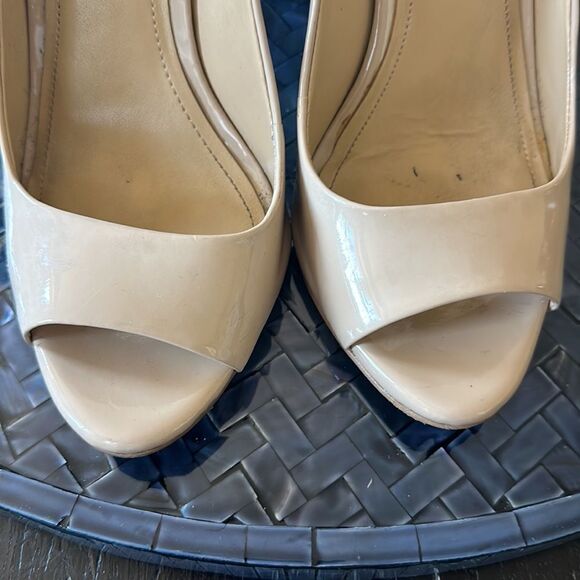 BCBGeneration Sling Back Sandals - Picture 3 of 7